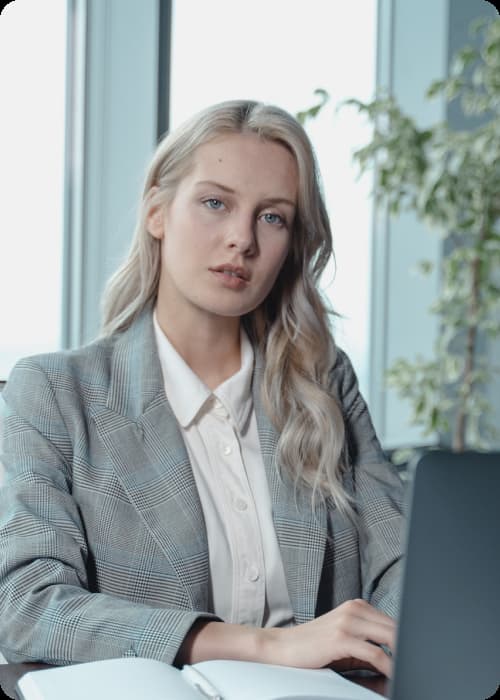 Jessica, Procurement Manager photo